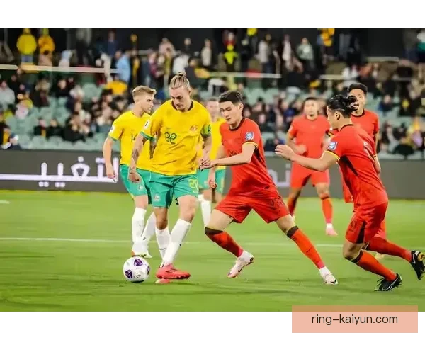 坎塞洛传球精准，状态回暖引发球迷关注